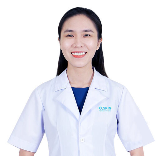 Dược sĩ Hồ Lệ Trúc Lan Vy